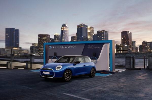 MINI코리아, 신차 구매자 대상 ‘전기차 시승 프로그램’ 출시 [사진 제공=MINI코리아]