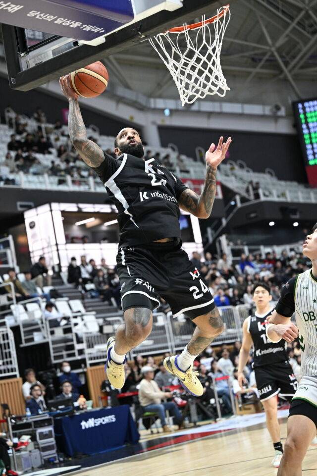 데릭 윌리엄스./KBL