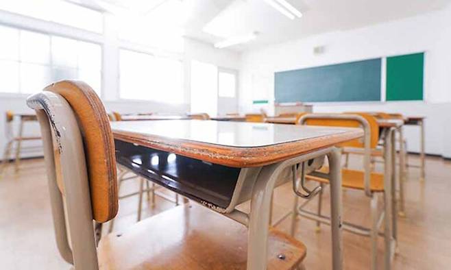 중증 자폐성 학생에 의해 다친 교사들을 위한 교권보호조치는 학생의 고의성, 형사적 책임 능력과 별개로 정당하다는 판결이 나왔다. 게티이미지뱅크