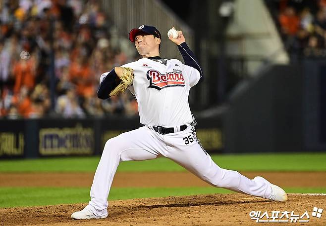 소속팀 없이 개인 운동을 소화하던 베테랑 좌완투수 고효준이 18일 KBO 퓨처스리그 시민구단 울산 웨일즈에 입단했다. 울산 웨일즈는 풍부한 경험과 노하우를 갖춘 고효준이 불펜 운영의 안정감을 더해줄 것으로 기대한다. 고효준의 두산 시절 모습. 엑스포츠뉴스 DB