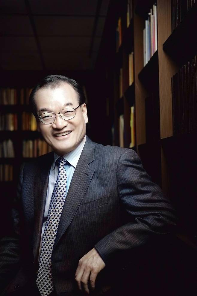 PBA 3대 총재로 취임하는 윤영달 크라운해태제과 회장 [PBA 제공. 재판매 및 DB 금지]