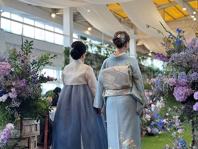 한국의 한 기모노 대여 업체가 한국에서 결혼하는 일본인이나 그 가족을 위해 기모노를 빌려준다고 홍보하는 사진. /기모노온코리아 홈페이지 캡처