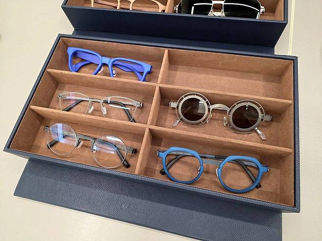 다양한 소재, 색상으로 만든 브리즘 개인 맞춤형 안경 / 출처=IT동아