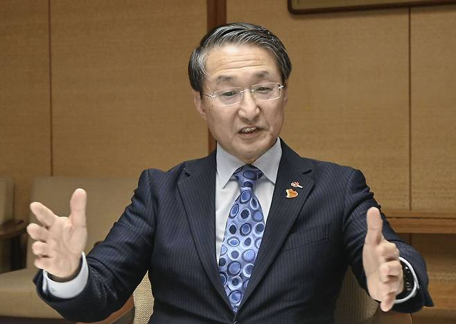 히라이 신지 일본 돗토리현 지사. 교도=연합뉴스