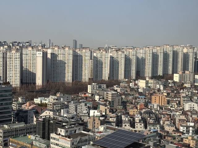 서울 서초구 아파트 전경. 독자제공