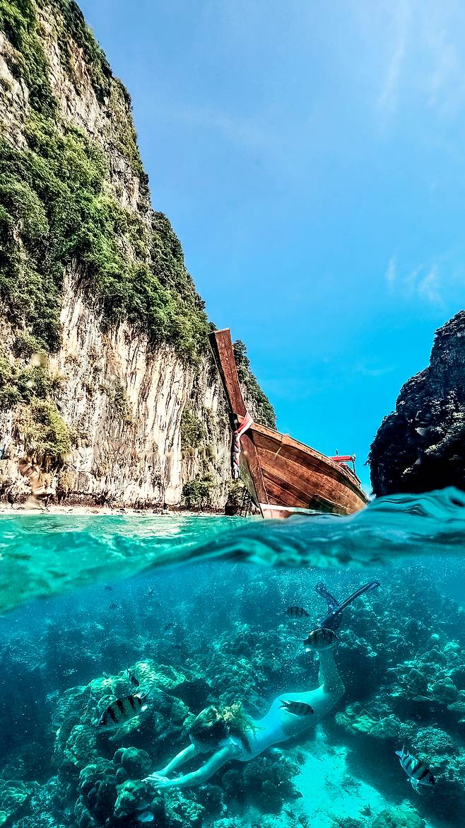 아웃리거 피피섬의 자연주의 레저