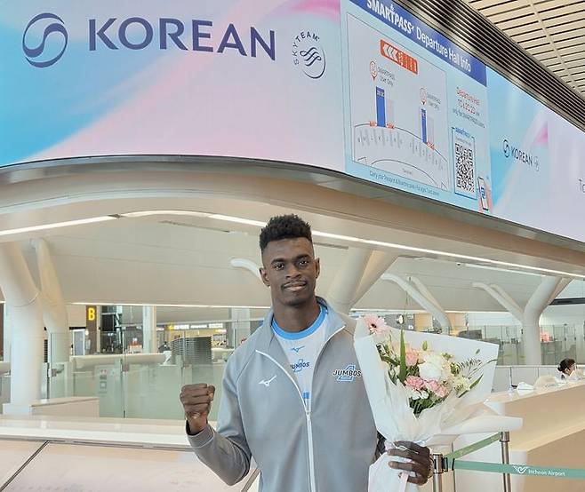 [서울=뉴시스]남자배구 대한항공, 쿠바 국가대표 출신 마쏘 영입. (사진=대한항공 배구단 제공)