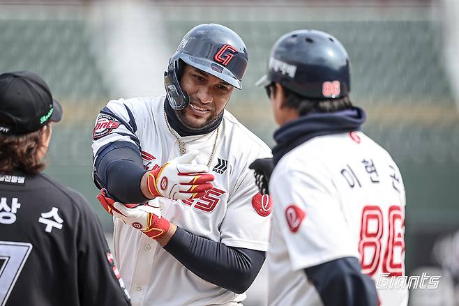 롯데 빅터 레이예스. 롯데 자이언츠 제공