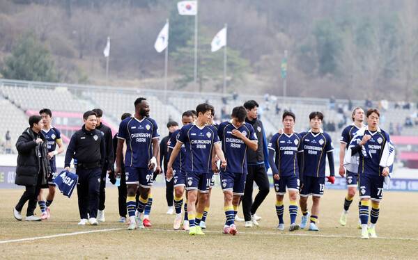 '멀티골 은고이 4경기 연속 득점' 충남아산FC, 성남전서 상승세 이어갈까.(사진제공=충남아산FC)