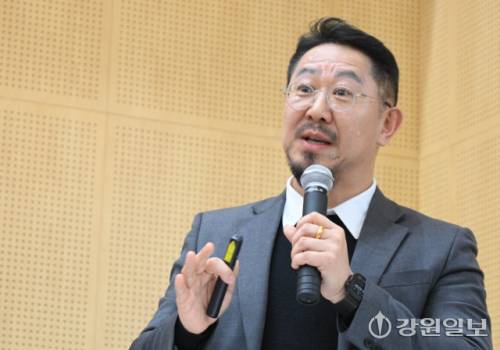 안상섭 지오맥스 대표가 16일 춘천ICT벤처센터에서 열린 2026 제2회 의료 AX 춘천 포럼에서