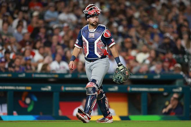 HOUSTON, TEXAS - MARCH 13: Cal Raleigh #29 of Team United States looks on during the fifth inning against Team Canada at Daikin Park on March 13, 2026 in Houston, Texas.   Kenneth Richmond/Getty Images/AFP (Photo by Kenneth Richmond / GETTY IMAGES NORTH AMERICA / Getty Images via AFP)







<저작권자(c) 연합뉴스, 무단 전재-재배포, AI 학습 및 활용 금지>