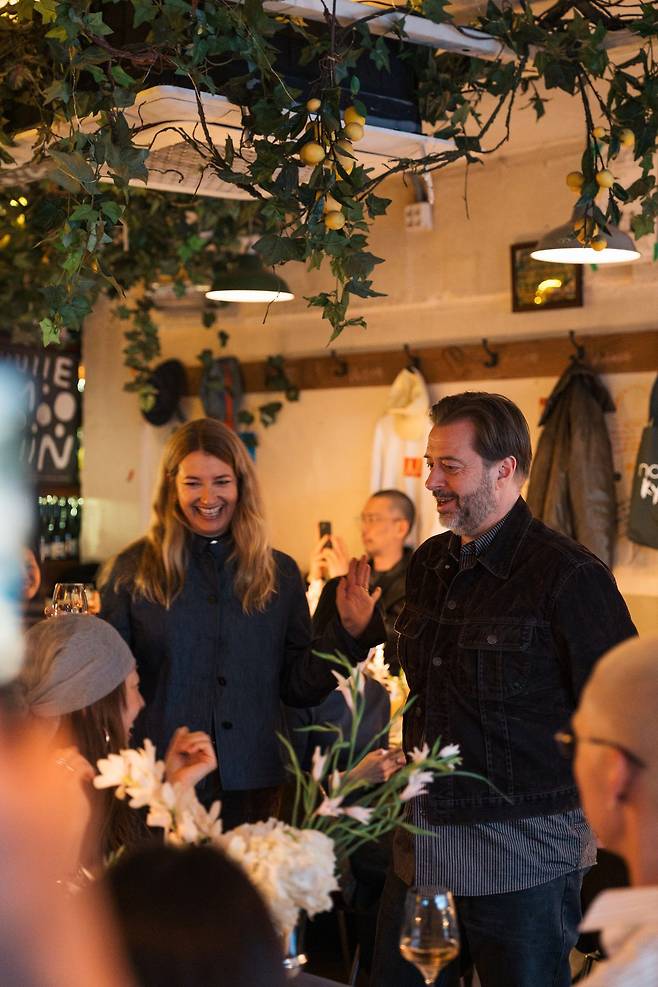 한국을 찾은 요나스 클라슨과 레나 파트릭손 켈러는 프레스, 인플루언서와 함께하는 디너 행사를 가졌다.