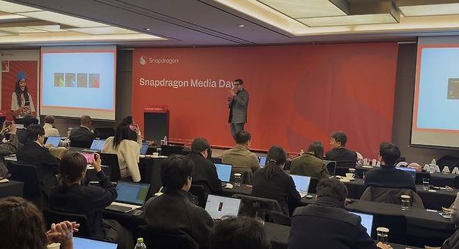 20일 오전 서울 서초구 JW 메리어트 호텔 서울에서 열린 '퀄컴 스냅드래곤 엘리트 데이 기자 간담회'에서 니틴 쿠마르 제품관리 담당 부사장이 발표하고 있다. (사진=박나리 기자)  *재판매 및 DB 금지 *재판매 및 DB 금지