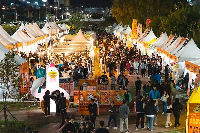 2025 춘천막국수닭갈비축제 [춘천시 제공. 재판매 및 DB 금지]