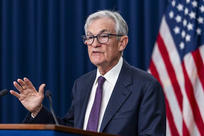 제롬 파월 미국 연방준비제도(연준) 의장이 18일(현지시간) 워싱턴 연준 청사에서 기자회견을 하고 있다. EPA 연합