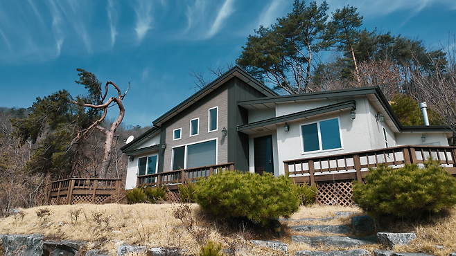 경기도 양평 용문면의 한 단독주택이 1억9000만원대에 경매시장에 나왔다. 유종우 PD