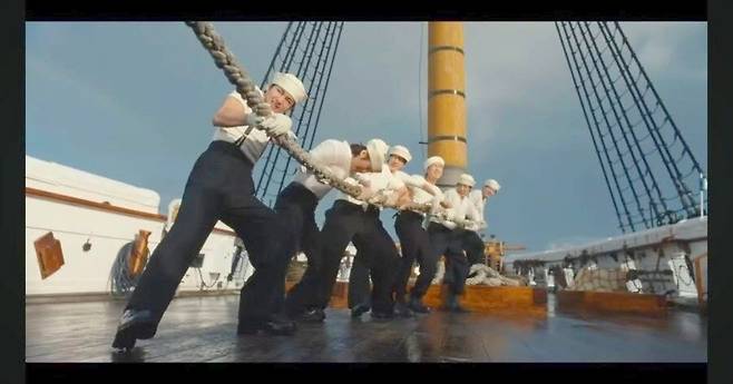 방탄소년단 아리랑 앨범 대표수록곡 ‘SWIM’ 뮤비 캡쳐