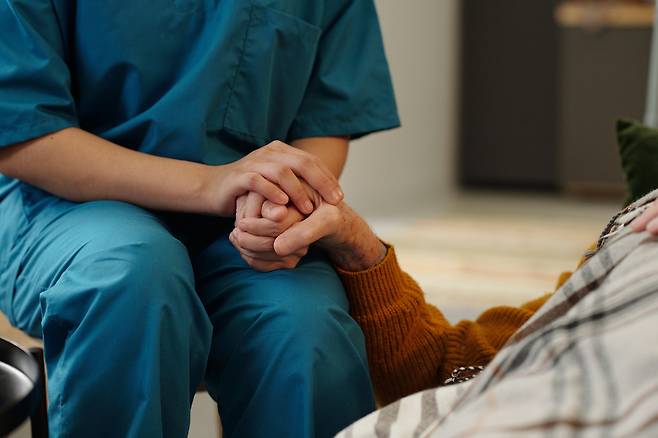 21일 대한암학회에 따르면 흡연, 음주 등 5가지 위험 요인을 관리할 경우 최대 50%까지 암 발생을 줄일 수 있는 것으로 나타났다. 게티이미지뱅크