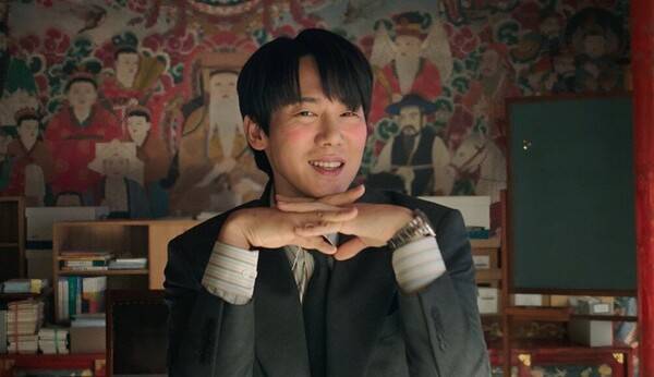 ▲ 유연석이 '러브 다이브' 댄스를 추고 있다. 제공| SBS