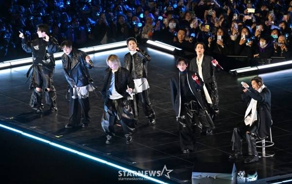 (서울=뉴스1) 사진공동취재단 = 방탄소년단(BTS)이 21일 서울 광화문광장에서 'BTS 컴백 라이브: 아리랑' 발매 기념 컴백 공연을 하고 있다. 2026.3.21/뉴스1 Copyright (C) 뉴스1. All rights reserved. 무단 전재 및 재배포, AI학습 이용 금지. /사진=(서울=뉴스1) 사진공동취재단