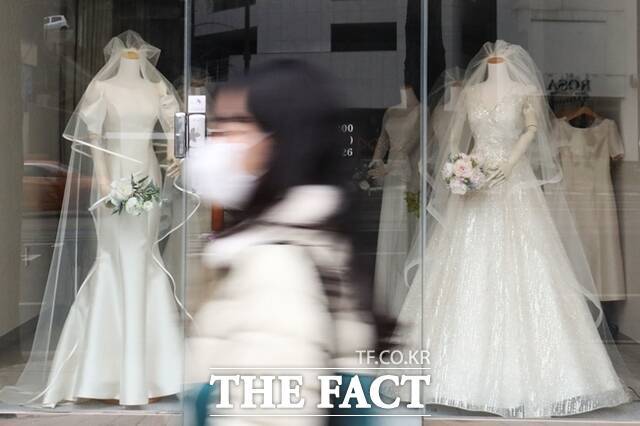 부모 세대 자산 증가가 자녀 세대 자산 형성에 큰 영향을 미치는 것으로 나타났다. 초기 단계에서 증여·상속으로 자산을 확보한 청년층은 축적 과정에서 우위를 점했다. /뉴시스