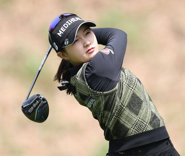 2026년 일본여자프로골프(JLPGA) 투어 V포인트×SMBC 레이디스 골프 토너먼트 우승 경쟁을 벌인 박현경 프로. 사진제공=KLPGA (사진을 무단으로 사용하지 마십시오.)