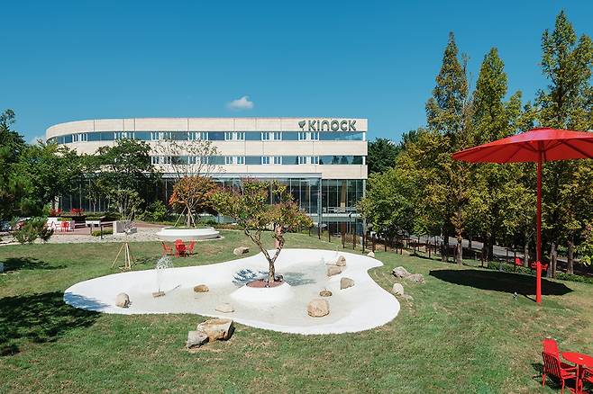 경주 보문단지에 위치한 펫프렌들리 호텔 키녹 전경 [교원그룹 제공]