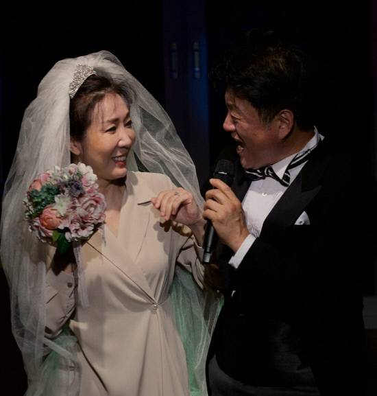 연극 '나 그대에게' 한 장면. 사진=사천문화재단