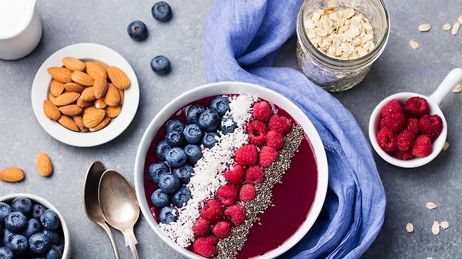 오후에 챙겨 먹는 음식은 단순히 허기를 달래는 것을 넘어 심장 건강을 지킬 수 있다|출처: 클립아트코리아