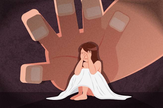 14세 딸을 대리모로 이용해 쌍둥이를 임신하게 한 엄마와 그의 남자친구가 아동 학대 및 성범죄 혐의로 기소됐다. 사진은 기사 이해를 돕기 위한 자료 사진./사진=클립아트코리아