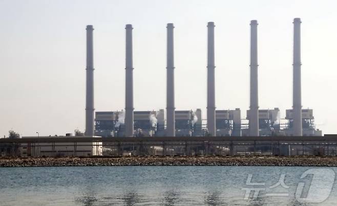 사우디아라비아 주베일의 담수화 시설 전경 /로이터=뉴스1