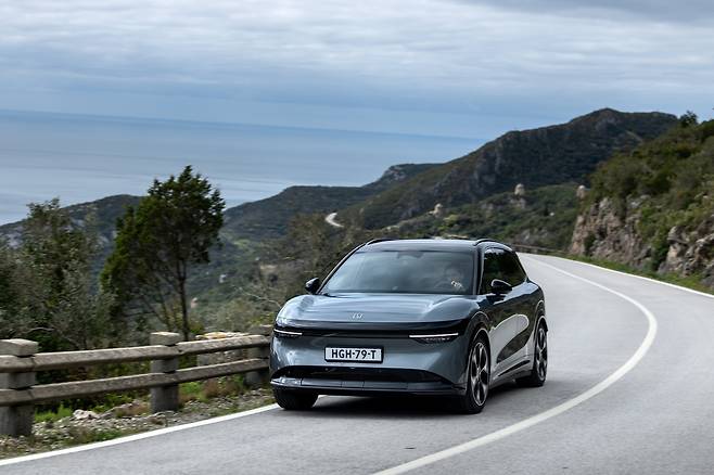 유럽에서 판매 중인 지커의 중형 SUV 7X. [지리자동차그룹 제공]