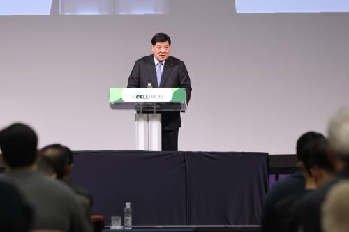 서정진 셀트리온 회장이 24일 인천 송도컨벤시아서 열린 제35기 셀트리온 정기주주총회서 발언을 하고 있다. /제공=셀트리온