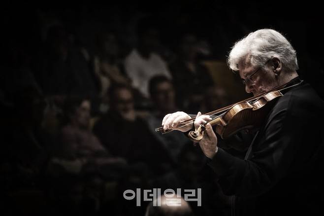 바이올리니스트 핀커스 주커만. (사진=곽재선문화재단)