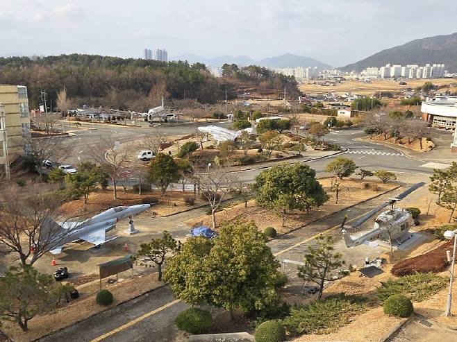 사천에 위치한 한국폴리텍대학 우주항공 안보역사 테마 캠퍼스 전경 (사진제공=한국폴리텍대학)