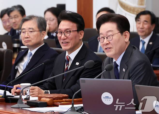 이재명 대통령이 24일 청와대에서 열린 국무회의에서 발언하고 있다. (청와대통신사진기자단) 2026.3.24 ⓒ 뉴스1 허경 기자