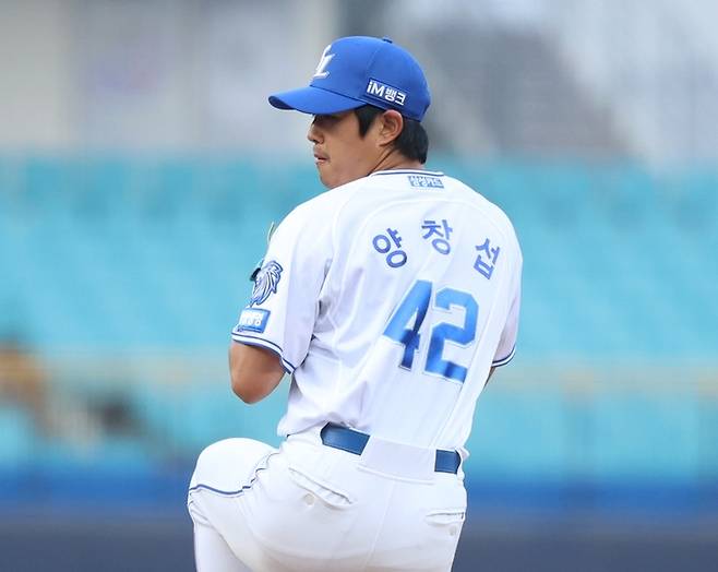 삼성 양창섭이 23일 대구삼성라이온즈파크에서 열린 2026 KBO리그 시범경기 KIA전에 선발 등판해 역투하고 있다. 사진 | 삼성 라이온즈