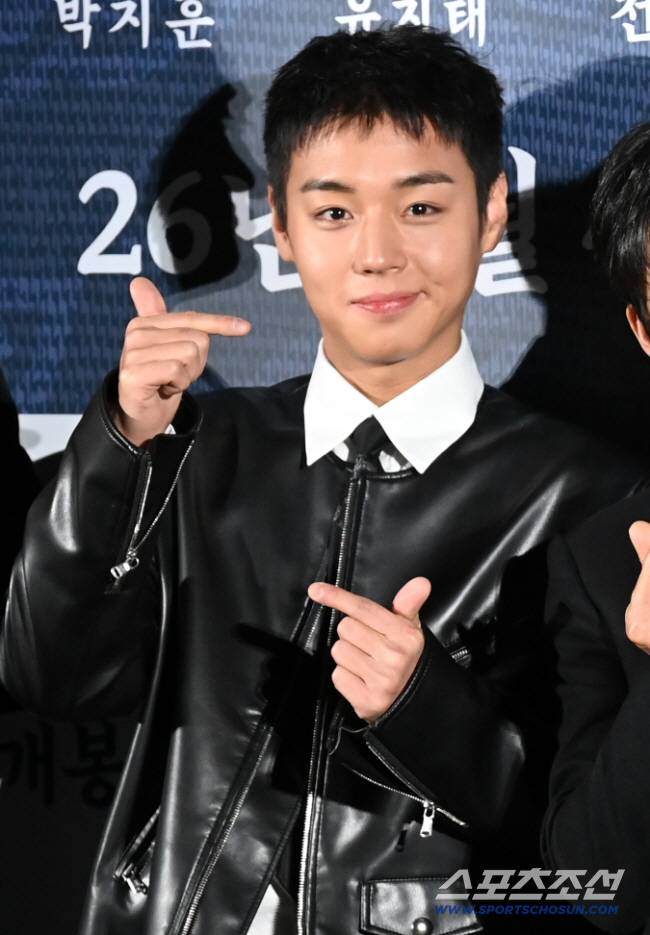 19일 용산CGV에서 열린 영화 '왕과 사는 남자'의 제작보고회. 박지훈이 포토타임을 갖고 있다. 용산=허상욱 기자wook@sportschosun.com/2025.12.19/