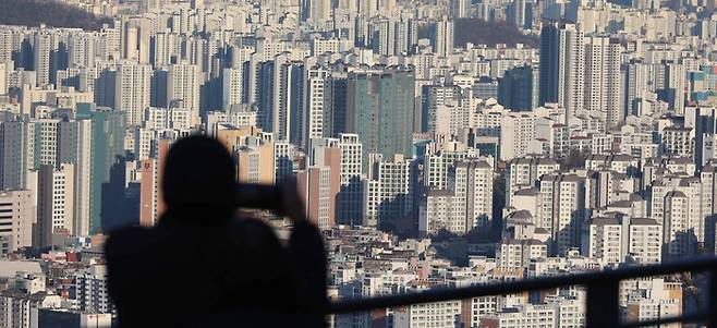 남산에서 바라본 서울 도심의 아파트 [이승환 기자]