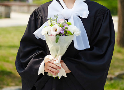 꽃다발 관련 이미지. 기사와 직접 관련 없음. 아이클릭아트