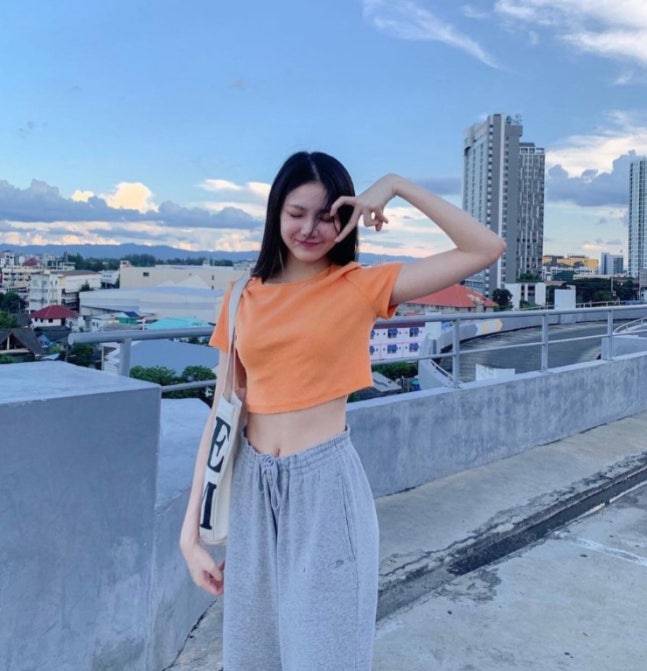 ▲ 올 시즌 들어 피차몬은 눈에 띄는 오름세로 주목받고 있다. 지난 1월 인도네시아 마스터스 결승을 앞두고 열린 인터뷰에서 롤모델을 묻는 질문에 “타이쯔잉(대만·은퇴)과 안세영”을 거론해 화제를 모으기도 했다.