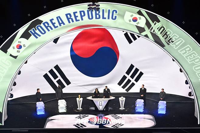 지난해 12월 2026 FIFA 북중미 월드컵 조별리그 조 추첨 당시 모습. /AFPBBNews=뉴스1