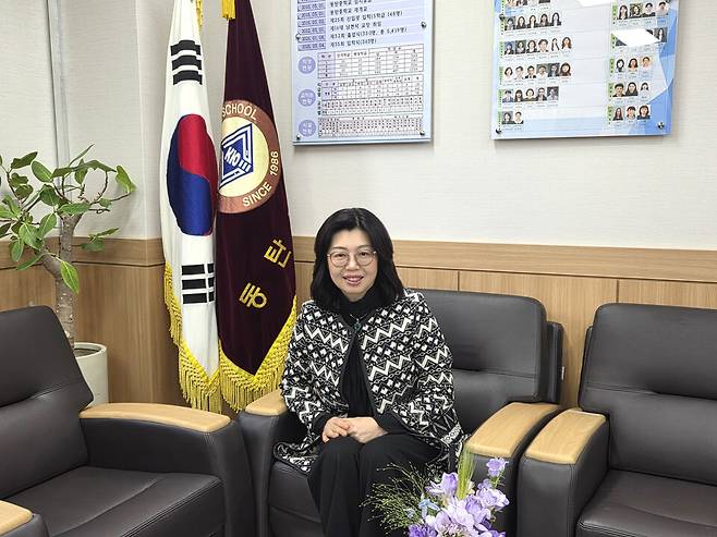 ▲ 동탄중학교 김정선 교장 선생님.
