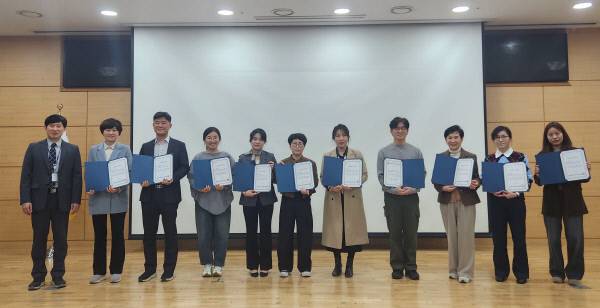 광주남구청소년진로체험지원센터는 최근 광주남구청 8층 대회의실에서 진로강사 및 체험처 관계자 138여 명을 대상으로 '2026년 진로강사 역량강화교육'을 운영했다. 광주남구청소년진로체험지원센터 제공