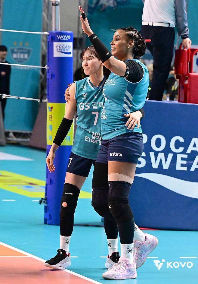 GS칼텍스 실바와 안혜진(왼쪽). /사진=KOVO