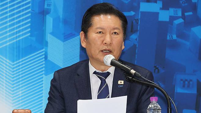 정청래 대표, 충주에서 민생현장 최고위원회의