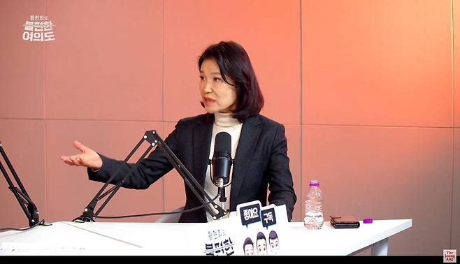 이진숙 전 방송통신위원장이 24일 중앙일보 정치토크쇼 ‘황현희의 불편한 여의도’에 출연해 대구시장 공천 컷오프에 대한 소회와 재보궐선거 출마 여부 등에 대하 답변하고 있다. 중앙일보 유튜브 캡쳐