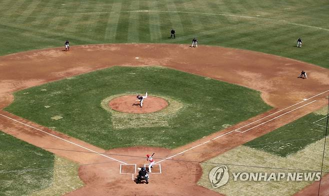 올 시즌 '수비 시프트 제한' 규정이 도입된다. [연합뉴스 자료사진]