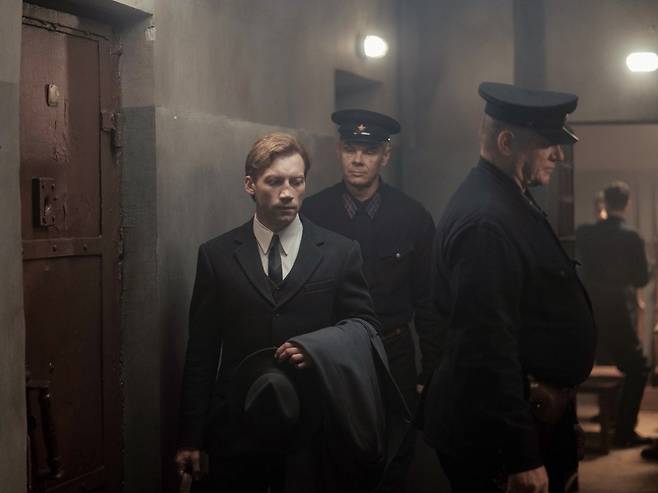 영화 '두 검사' 속 장면 [엠엔엠인터내셔널 제공. 재판매 및 DB금지]