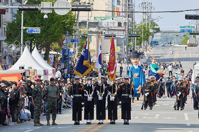 지난해 성웅 이순신 축제가 진행되고 있는 모습. 충남도 제공.